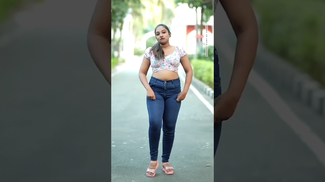 കിടുക്കാച്ചി ഡാൻസുമായി സുന്ദരി കുട്ടി തകർക്കുകയാണ് ഗയിസ് #celebrityphotography #celebrityphotoshoot