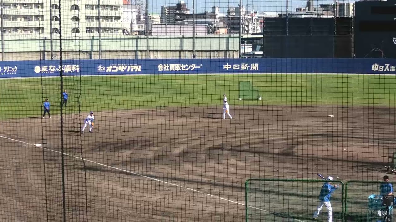 中日ドラゴンズ 復帰を目指す福永裕基選手・村松開人選手がルーキー中村奈一輝選手とノックを受ける様子 2025/5/7 ナゴヤ球場