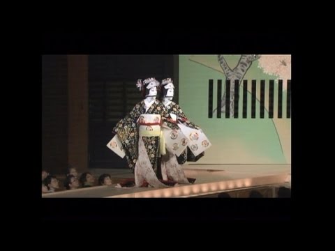 歌舞伎　玉三郎 菊之助 京鹿子娘二人道成寺 道行 とすっぽん準備作業