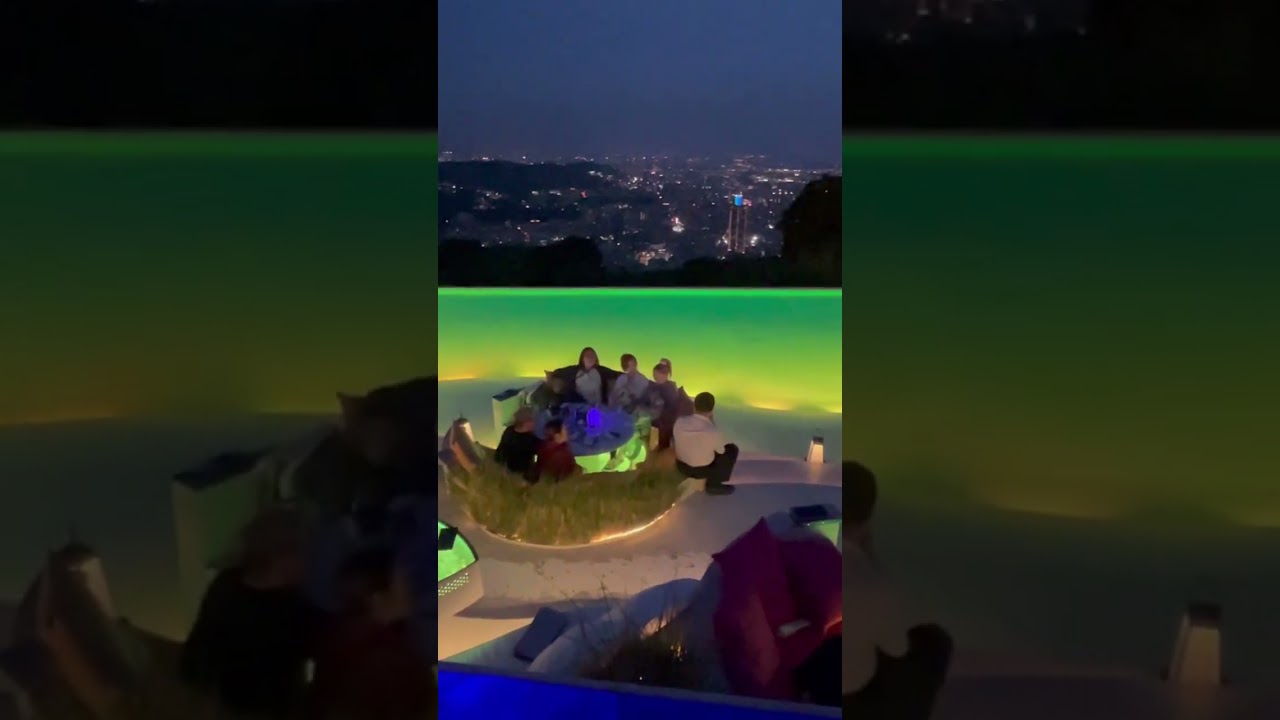 陽明山屋頂上