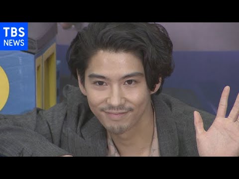 祝福　賀来賢人“２児のパパ”アニメ声優は「運命」