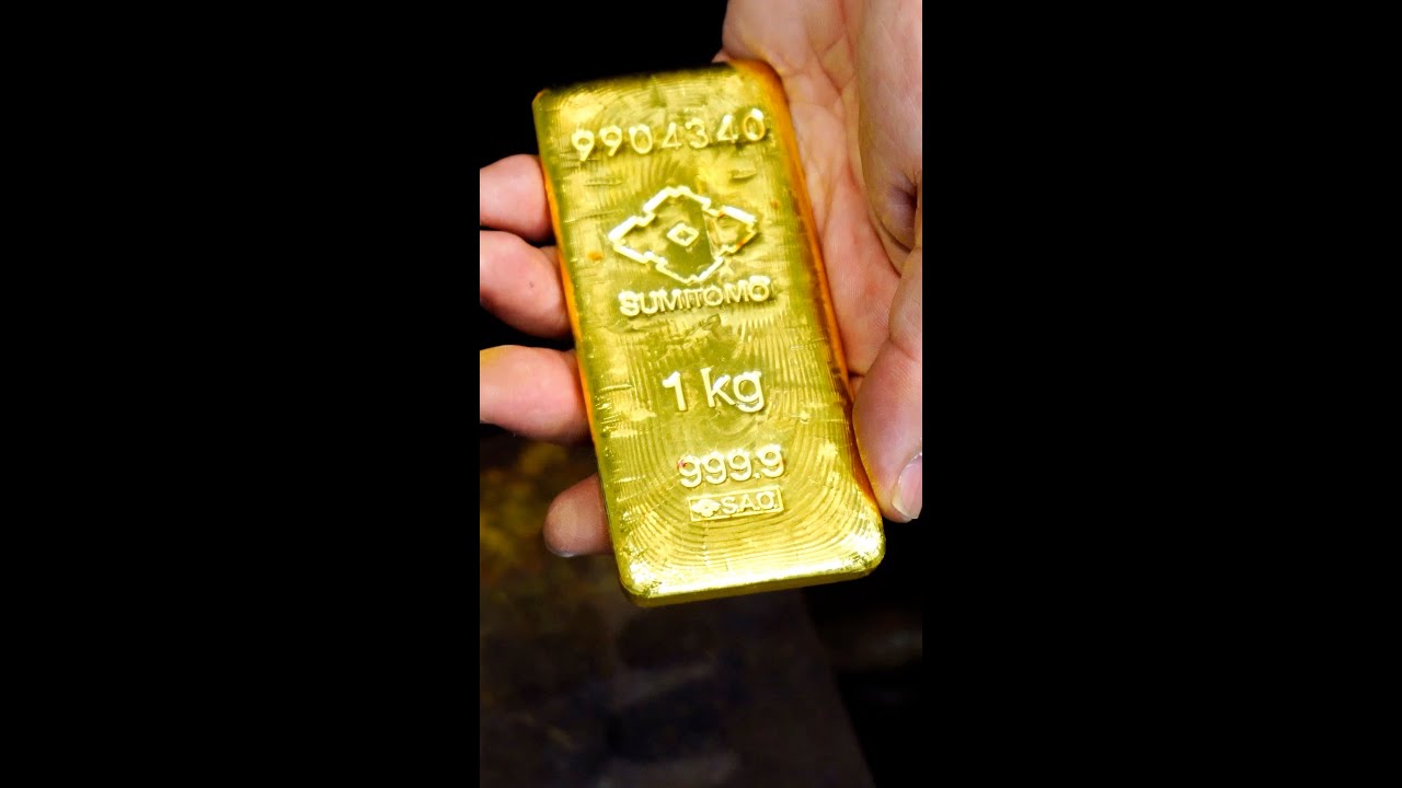 $ 65,000 worth of gold bars into edible pieces #Shorts