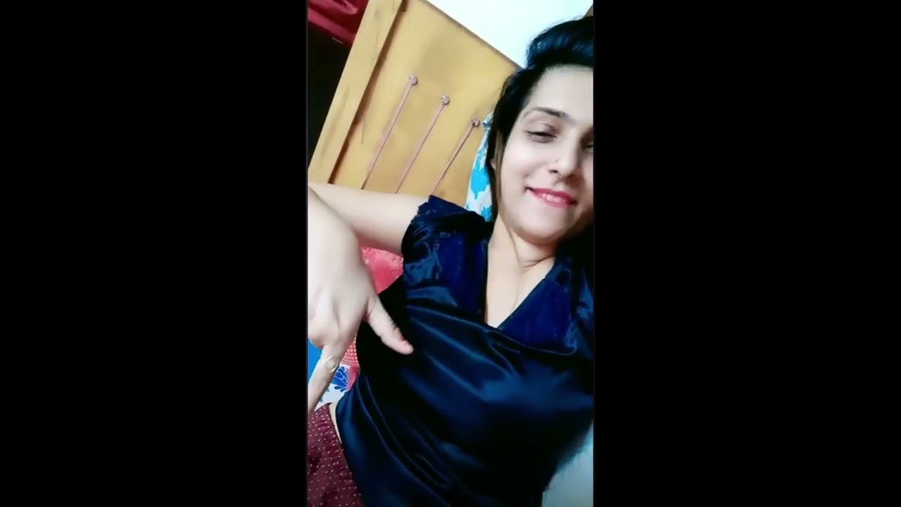 प्यारी Cute Sneha ka dance show || Tango Hot Bhabhi || लाइक और सब्सक्राइब करे  ||