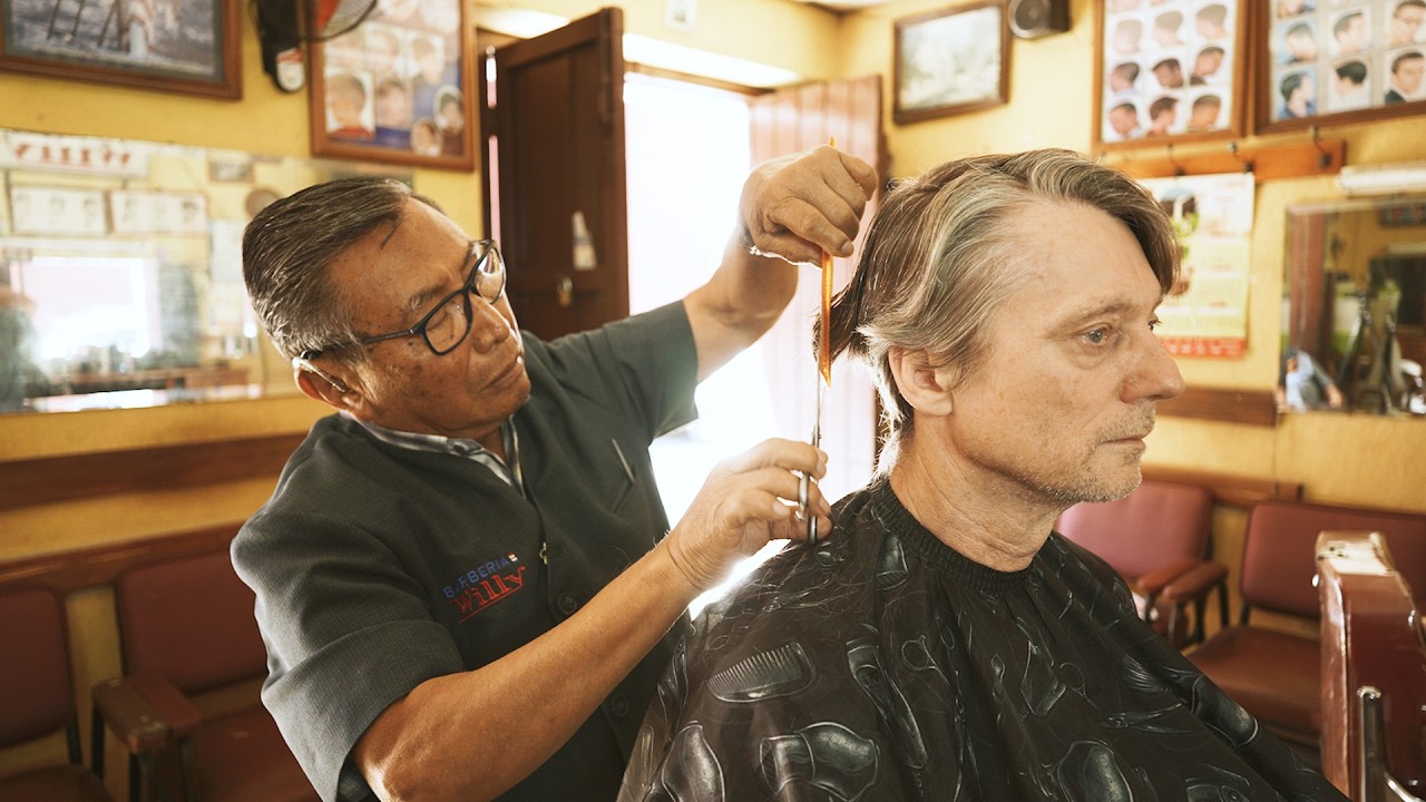 💈 Turista or Italiano Haircut? In Antigua’s Last Authentic Vintage 1970s Barbershop | Barbería Willy