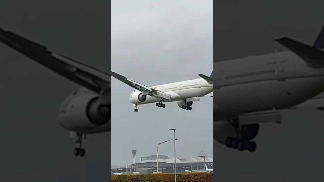 🇸🇦 VERY WINDY Saudia Boeing 777-300ER Landing @ London Heathrow Airport #shorts