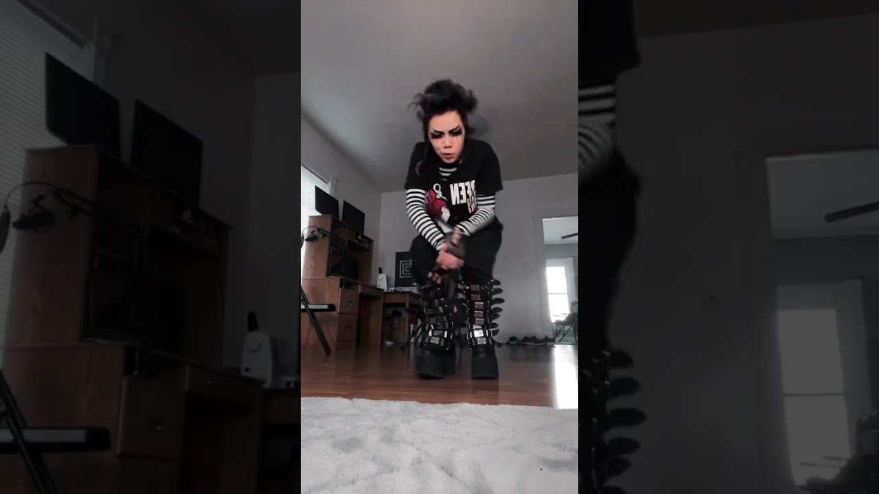 [109] My Pants ripped