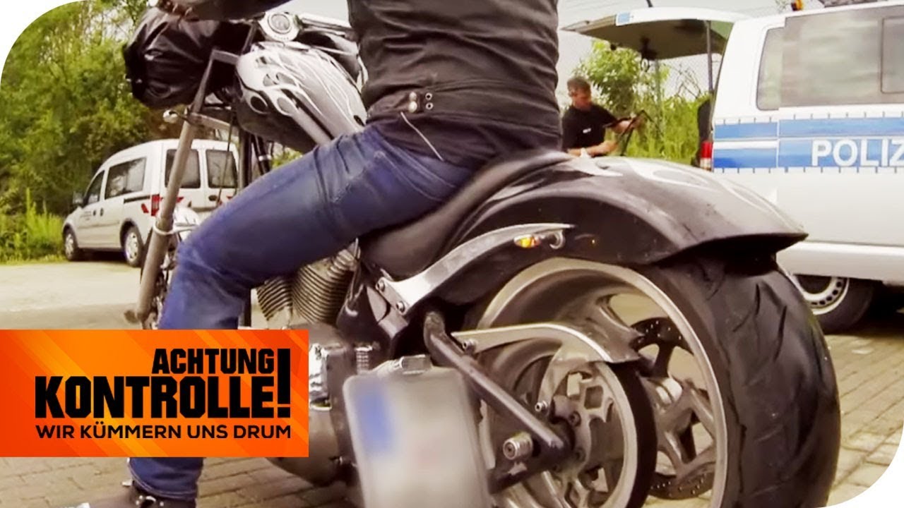 113 Dezibel bei Motorradkontrolle! Dieses Motorrad ist viel zu laut! | Achtung Kontrolle |kabel eins