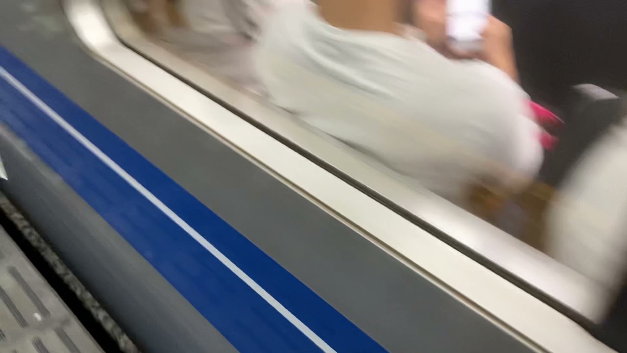 西武新宿線　鷺ノ宮駅の混雑　遅れ13分