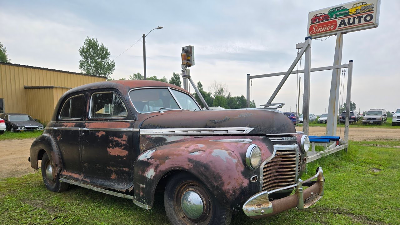 1941 Chevrolet Fleetline Sedan