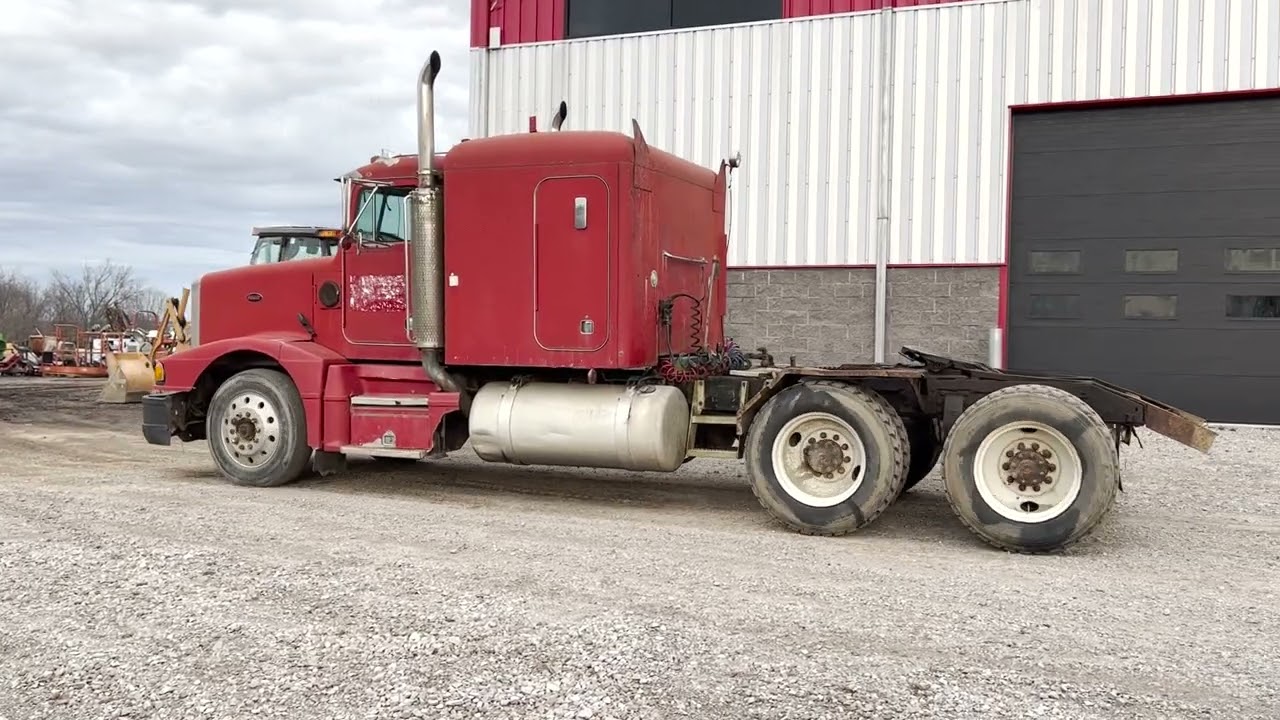 1987 Peterbilt 377 Semi Truck