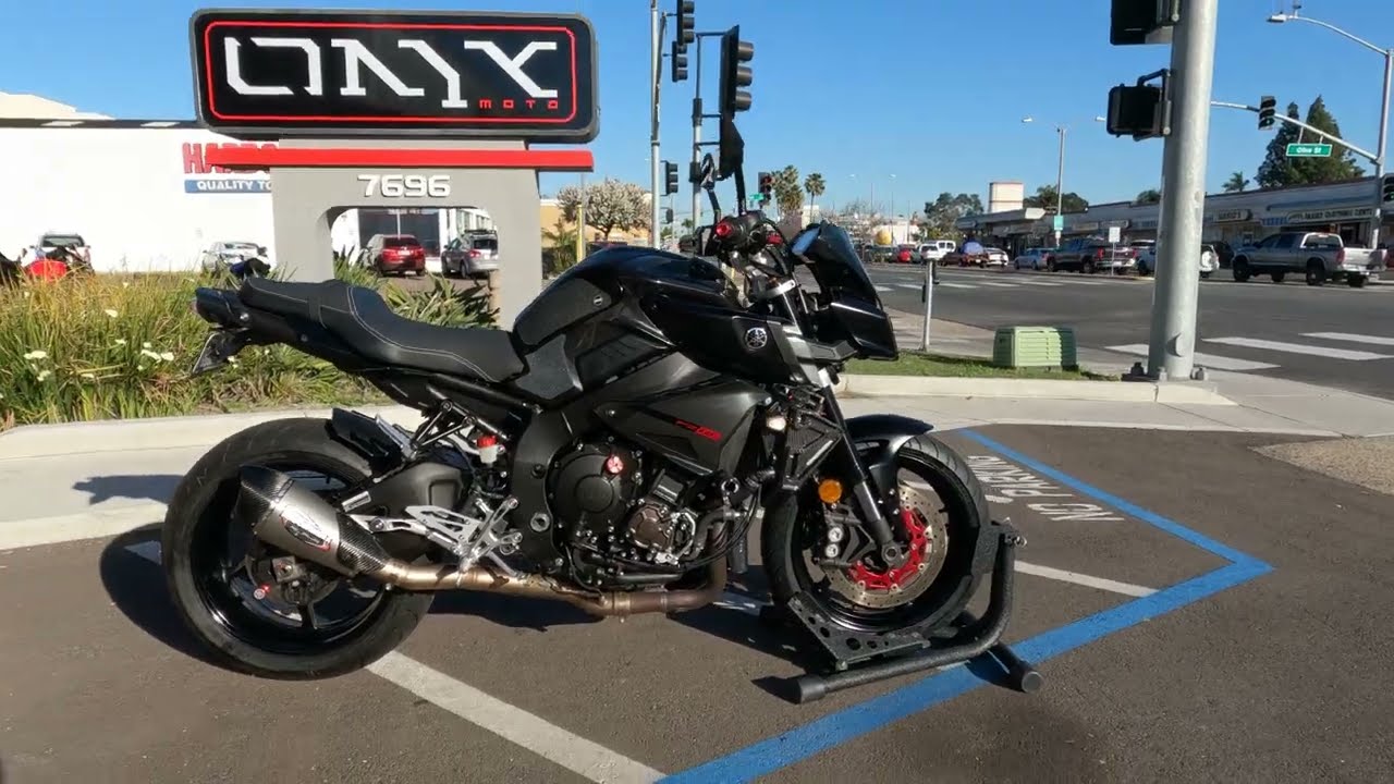 2017 Yamaha FZ10 / Walk Around / Start Up / Sound Clip