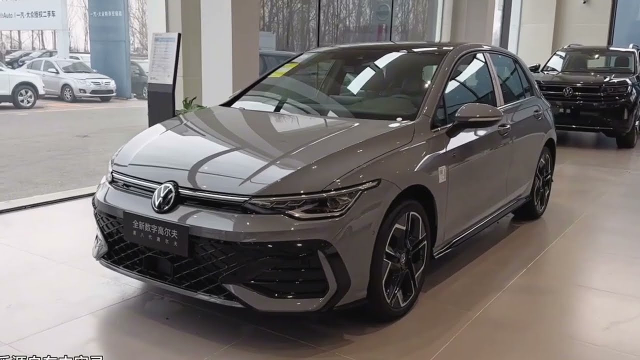 2025 Volkswagen Golf 300TSI R-Line Golf