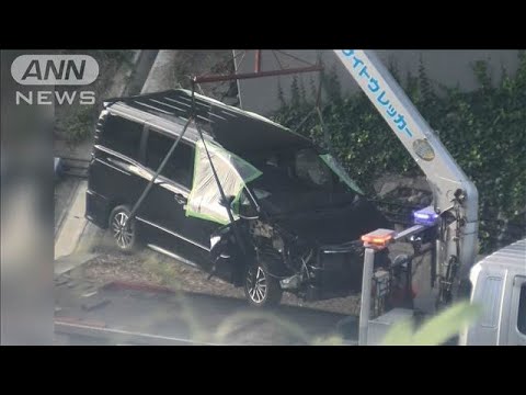 浜松市で東名高速に乗用車が転落　運転手は逃走(2025年6月2日)