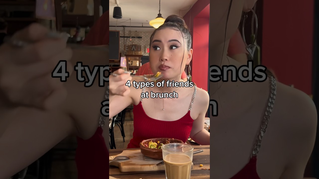 4 types of friends at brunch 👯‍♀️ #friends #friendship #friend #brunch #bestie #shorts