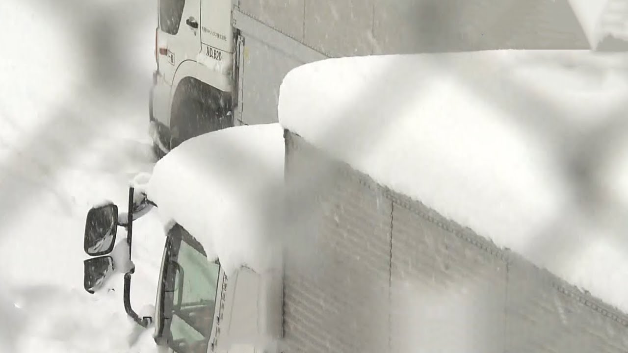 新名神の通行止め44時間ぶりに全面解除　35kmにわたる立ち往生も解消