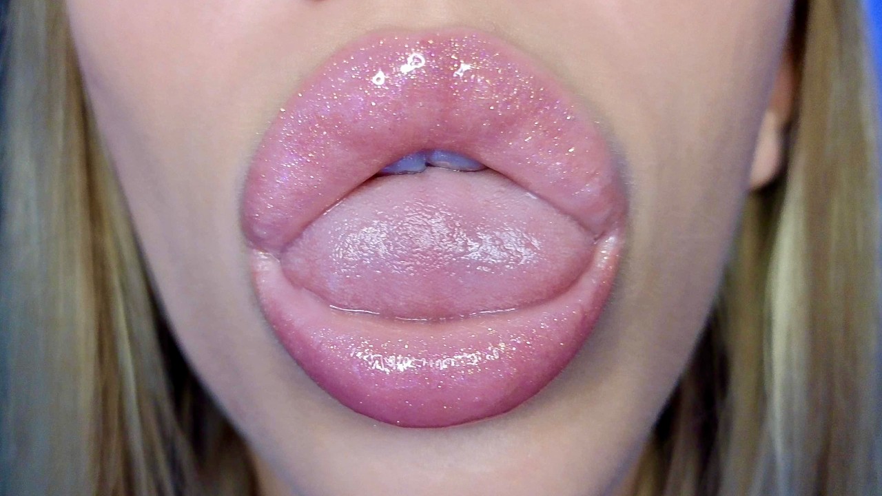 4K ASMR Kiss, Kissing, Kisses like spit painting
