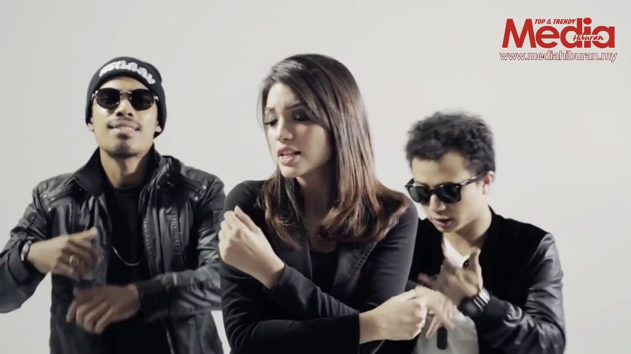 5 ARTIS JELITA MENYANYI