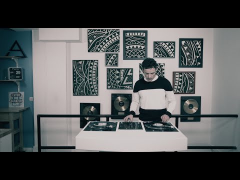 9 O'clock - Blackout (Official Video)