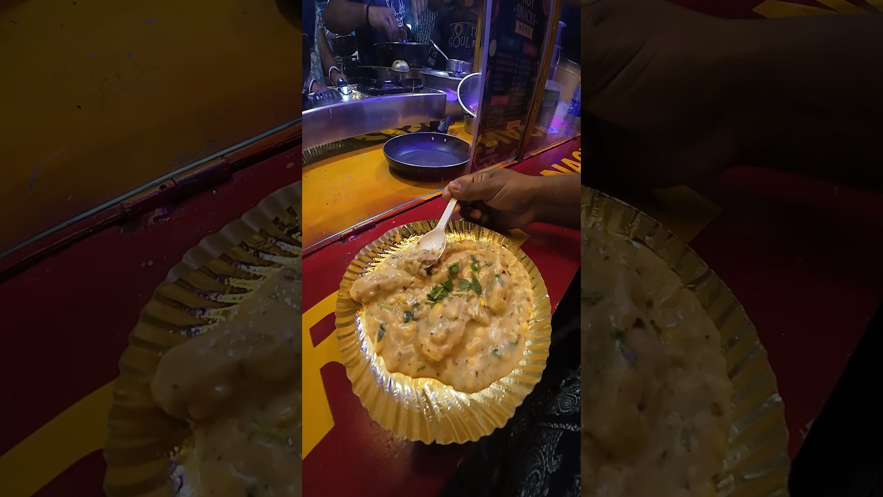 99 takai Afghani momo r 8 takai chicken #cheapest #streetfood #momos #afghanistan #chickenmomos