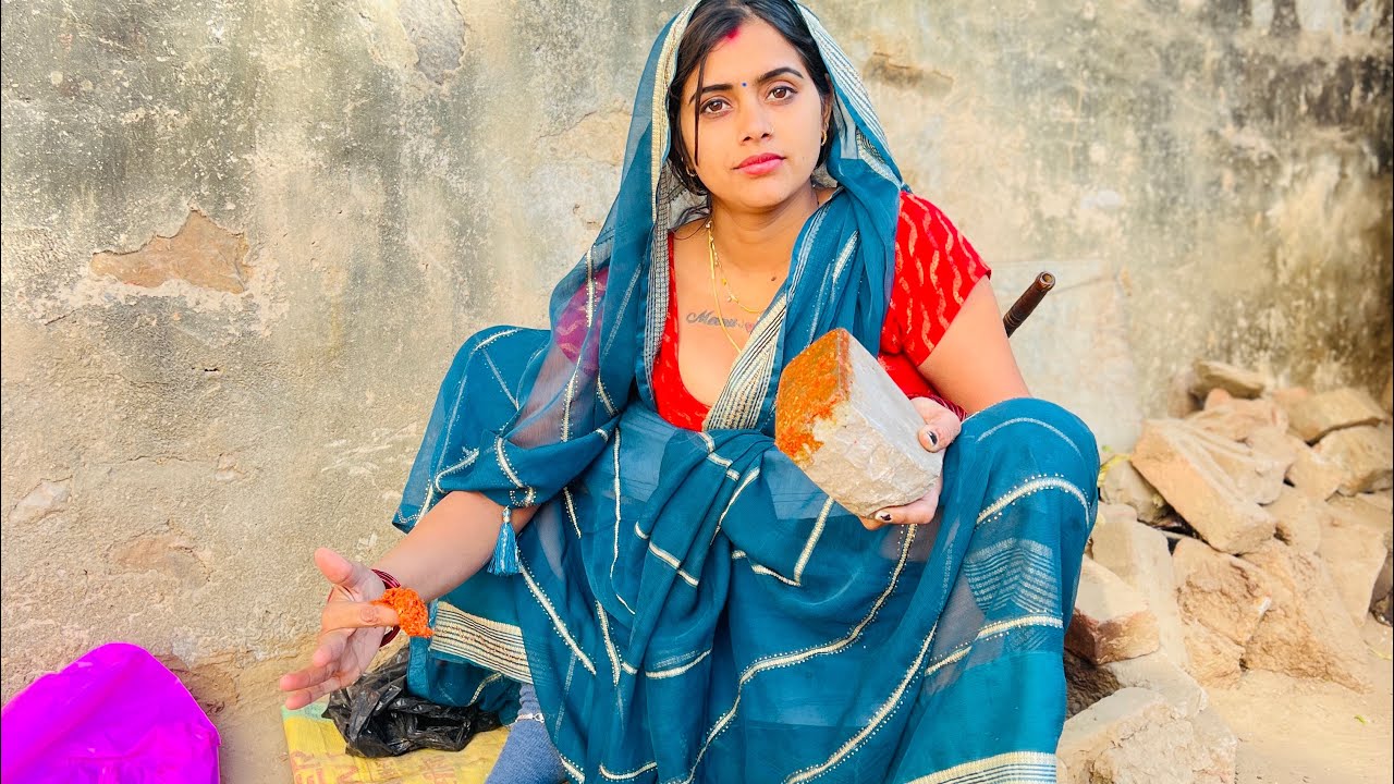 Aaj हमने बनाये मूँग डाल के दही बल्ले 🥰#vlog #trending #meenu