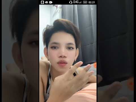 ABG tomboy tetek nyembul