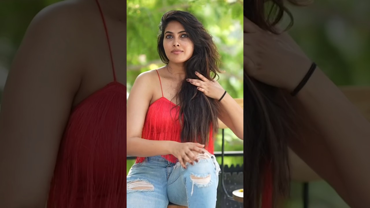 Actress Divi latest video #actress #divivadthya #divi #latest #trending #viralvideo#shorts#ytshorts