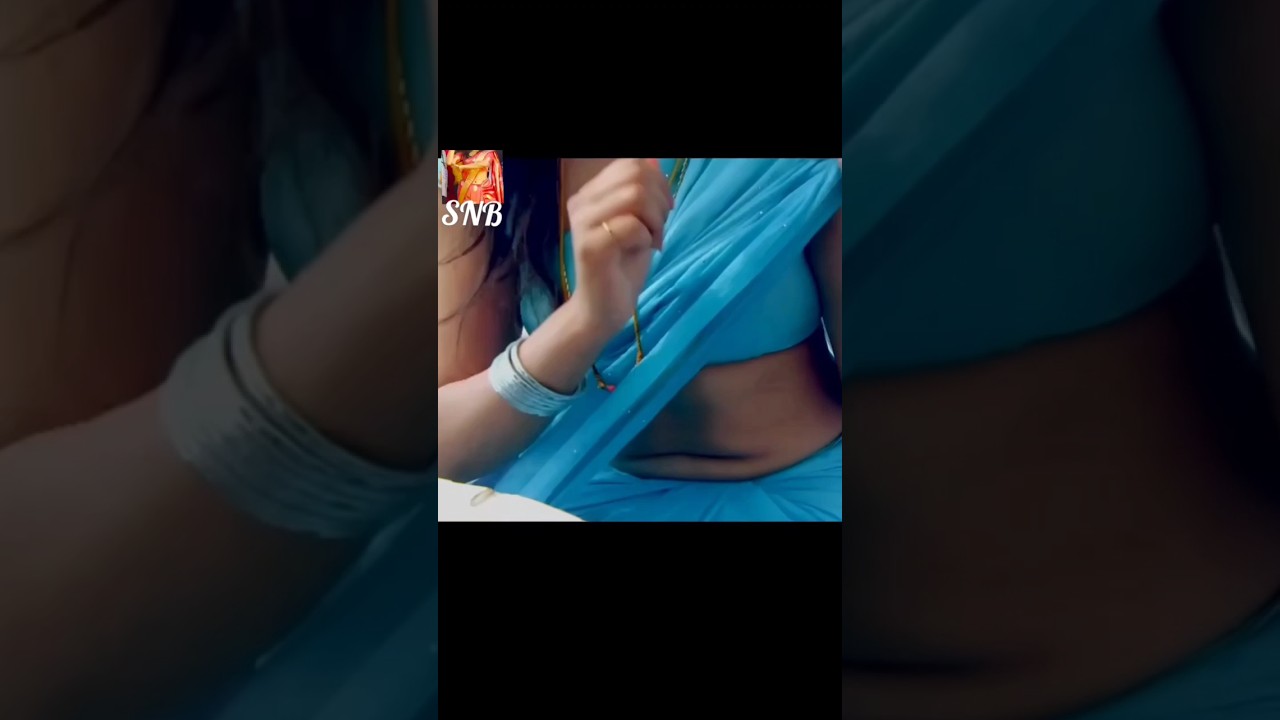 actress haripriya rare saree navel slip hot saree navel expose| hot cleavage
