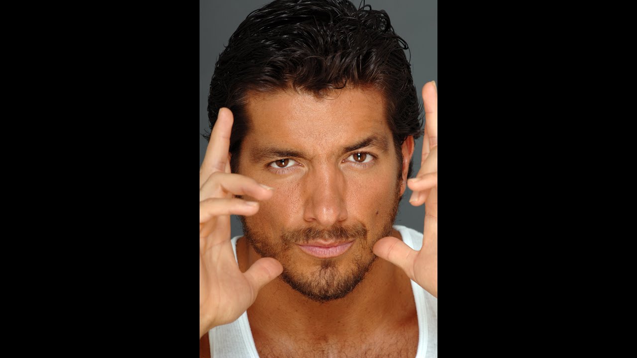 ACTUACIONES/PAULO QUEVEDO