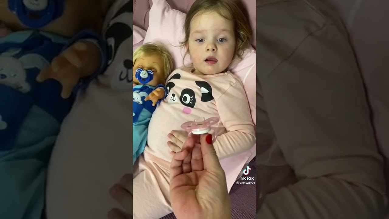 ADA'NIN EMZİĞİ KUŞLAR YEMİŞ...🥺
