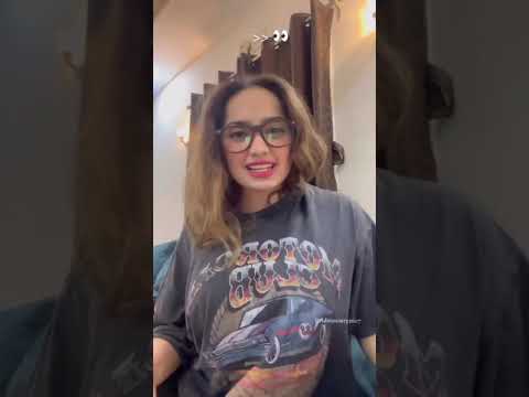 Aditi Mistry Show Her Big Boobs