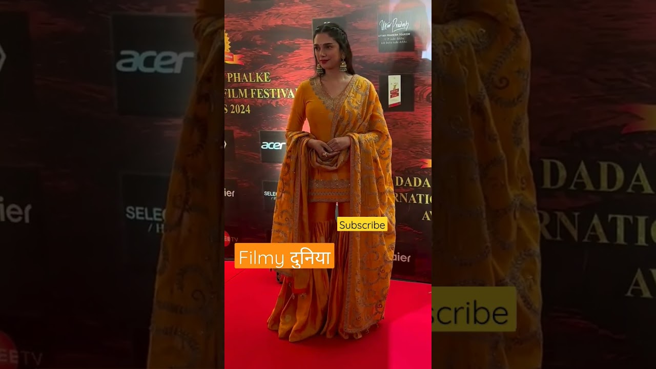Aditi rao haidri look hot sexy big boobs cleavage braless nipples #bollywood actress ass lick pussy