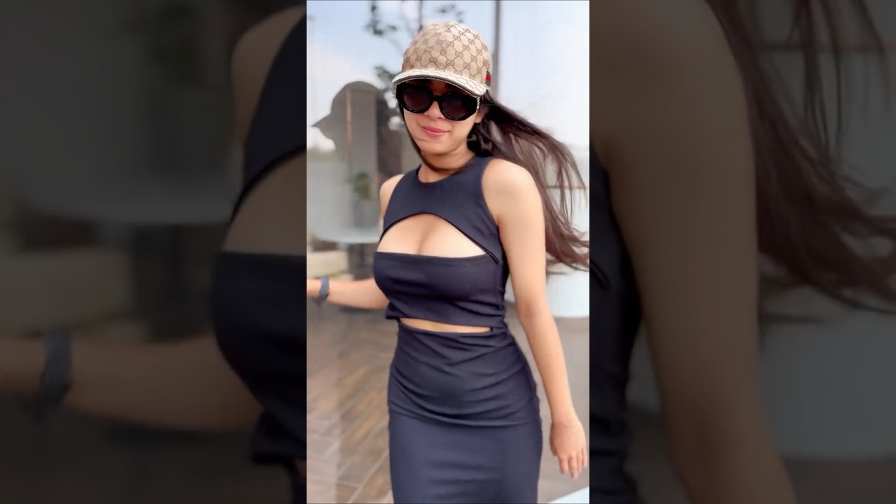 Adrija roy hot short video. #viralvideo #shortvideo #newsong #song #adrijaroy #shortvideo