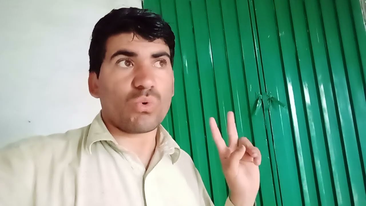 Afghanistan shopkeeper with Two girl video