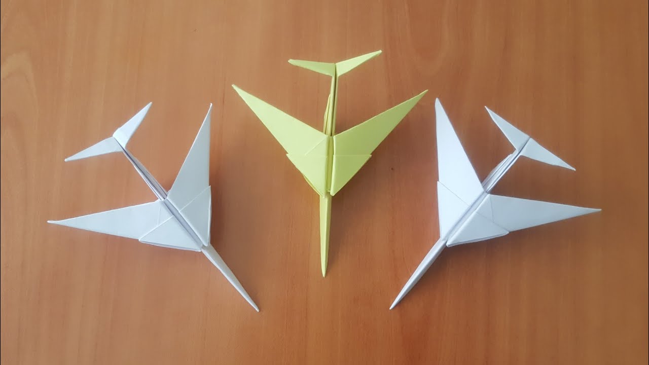 AIRCRAFT MADE OF PAPER