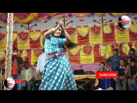 ak par desi mera dil legeya hot dance hot gril....munni vision