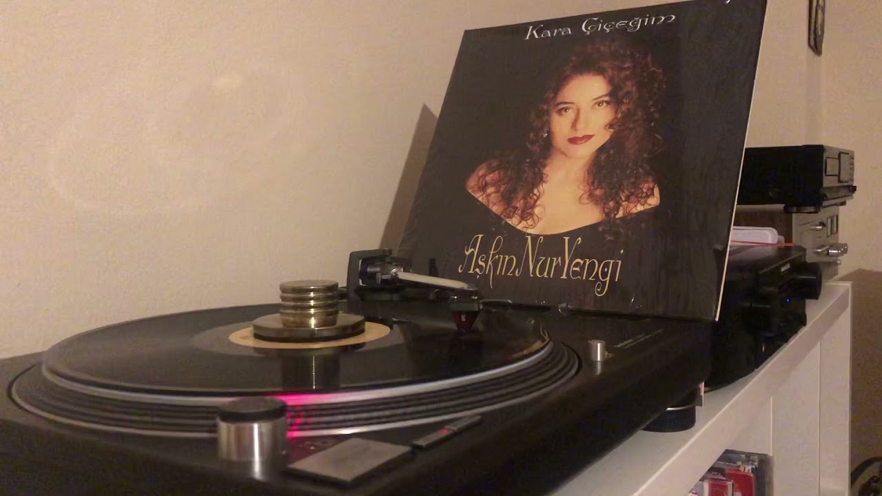 Aşkın Nur Yengi - Hiç Ummazdım (Orijinal Plak Kayıt)
