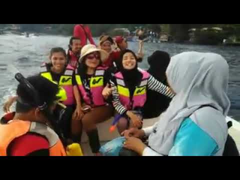 Aksi gadis aceh di pulau sabang