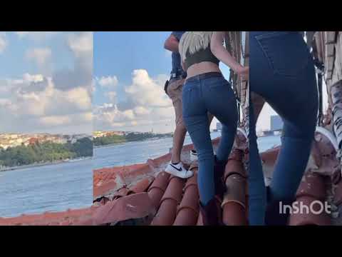 Aleyna Tilki Frikik Kalça-Göğüs-Bacak