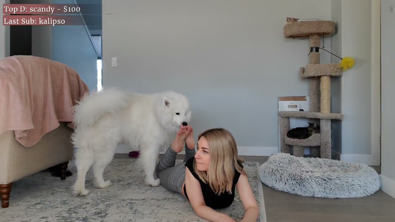 Alinity feet/soles