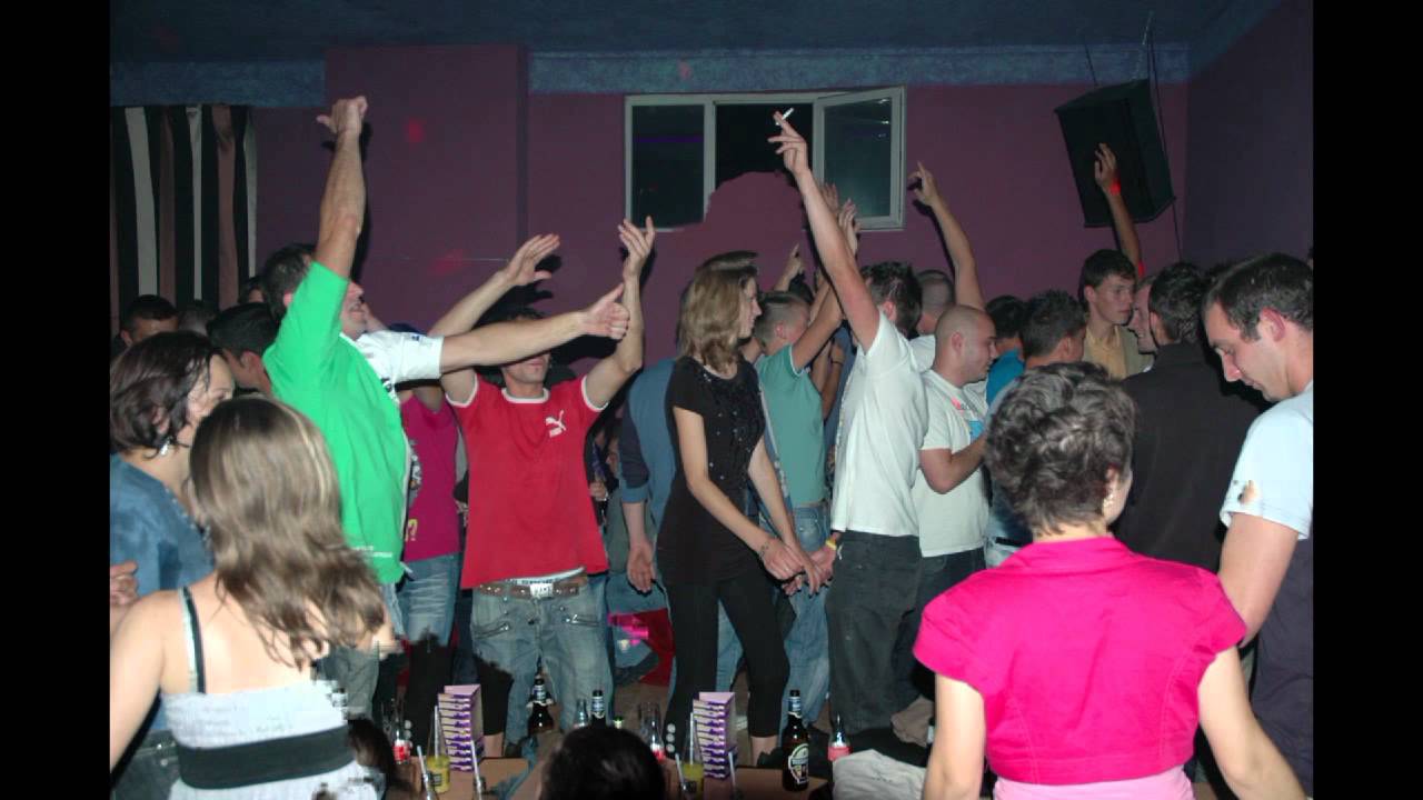 Amnezia Club Aleşd 02 Iulie 2011