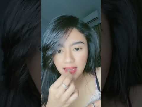 Amoura Goyang Hot