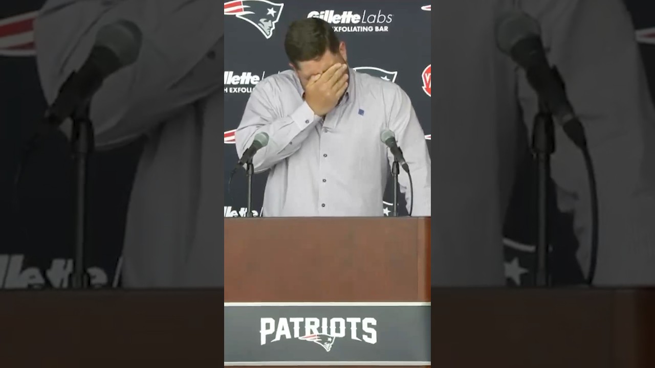An emotional David Andrews announces his retirement 🥺 #shorts