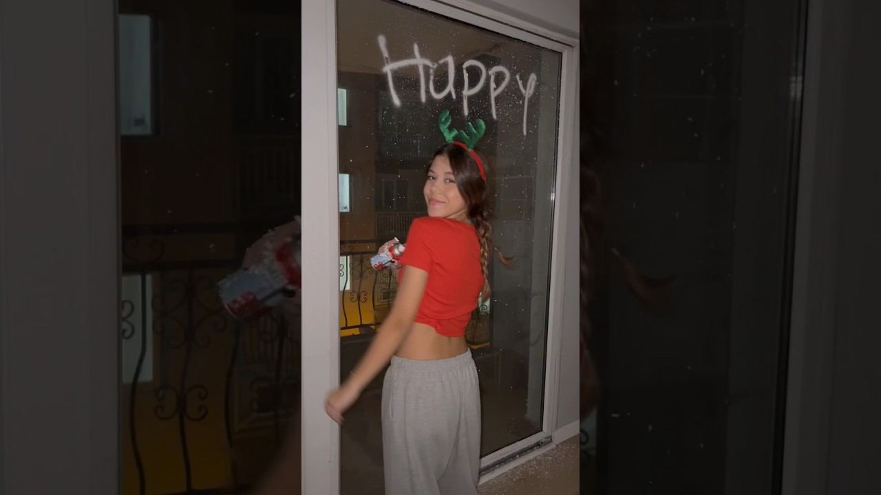 ANNEMDEN GİZLİ😂 Hadi yazalım CAMA🫶🏼⁉️ Tuana Zeybek #shorts #short #christmas