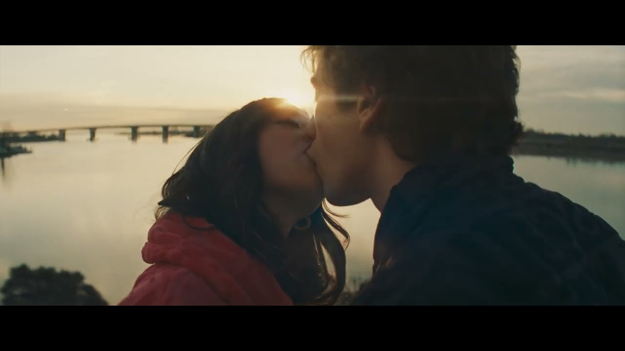 Anora Kiss Scene | Mikey Madison