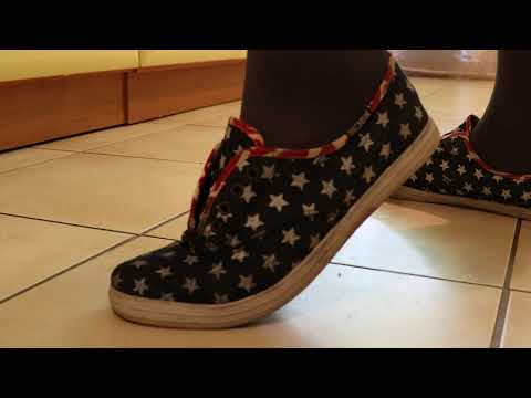 Ants crush in well worn keds