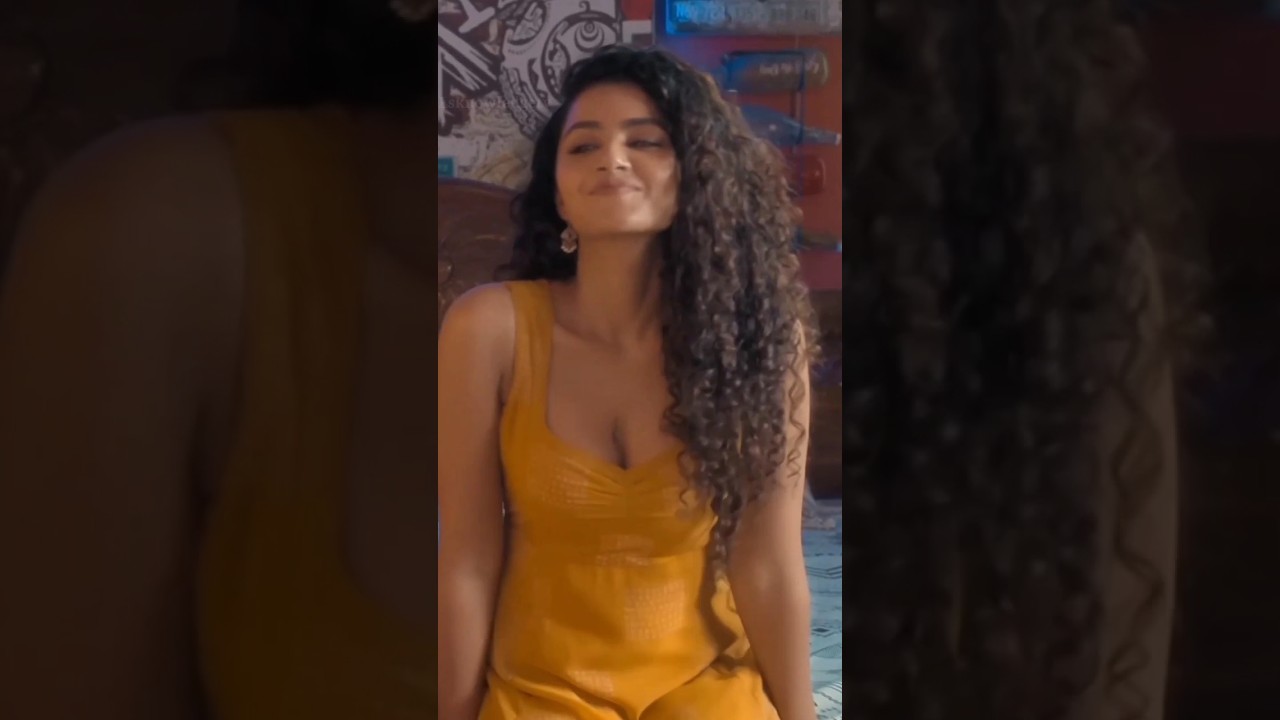 Anupama #Hot #anupama #hot#trending #video #viral #romantic #love #cute #liplock #sexy🌺