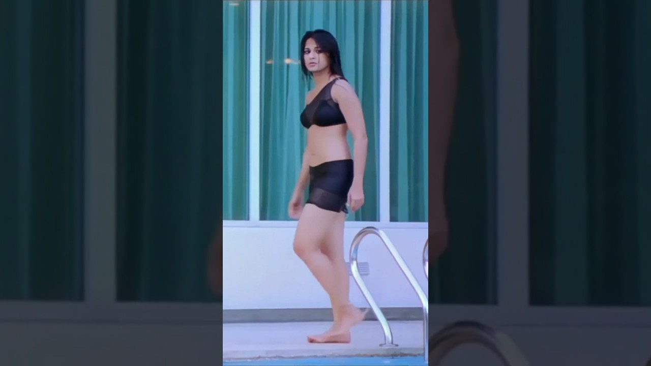 Anushka Shetty hot #shorts #viral #youtubeshorts
