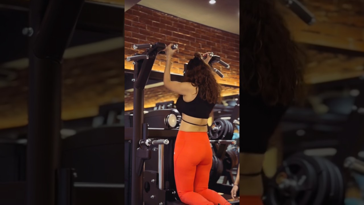 Anveshi Ke Sath Gym 🔥 #igudivya #anveshijain