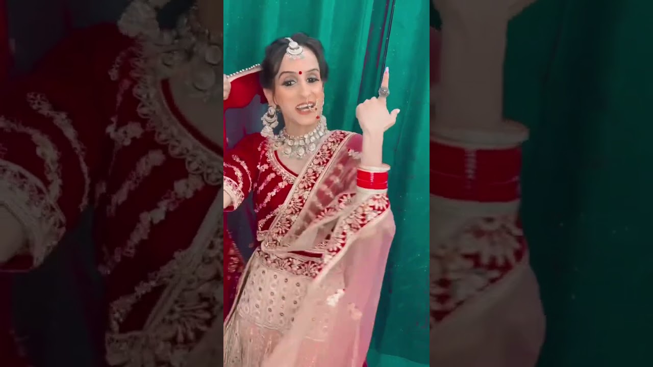 Apne viah de vich nachdi fire oh janvi apne 🤘🏻😬