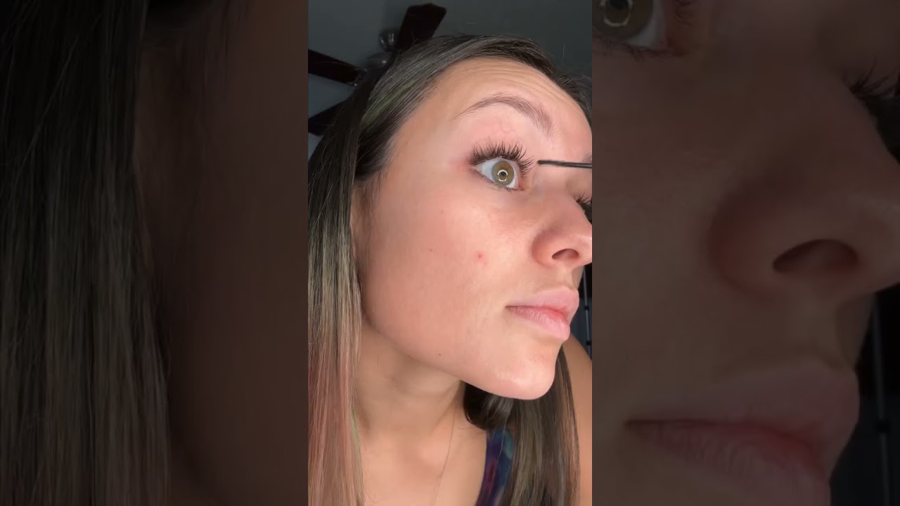 Applying KISS Falscara lashes 😻